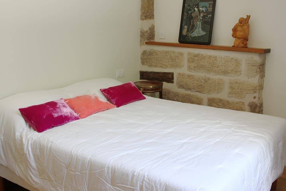 Charming vacation rental at Château d'Enval—quiet and close to downtown in Brive-la-Gaillarde, Brive-la-Gaillarde region