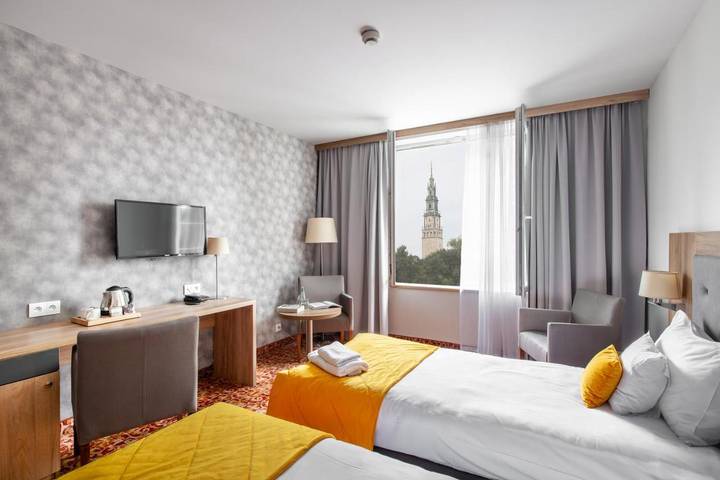 Hotel dla 4 osób, z widok i sauna oraz ogród w Częstochowa
