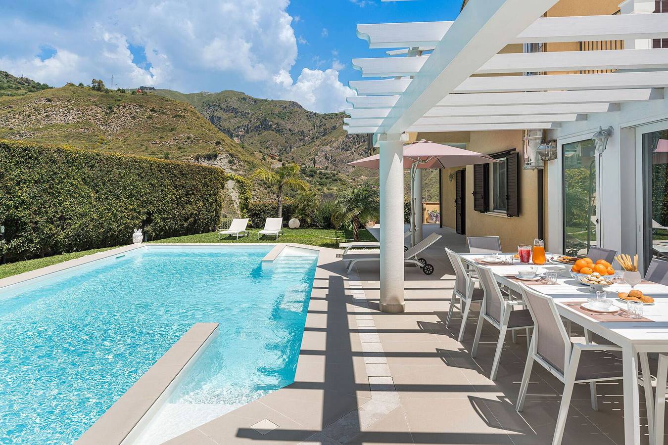 Villa Giutitta in Castelmola, Provincia di Messina