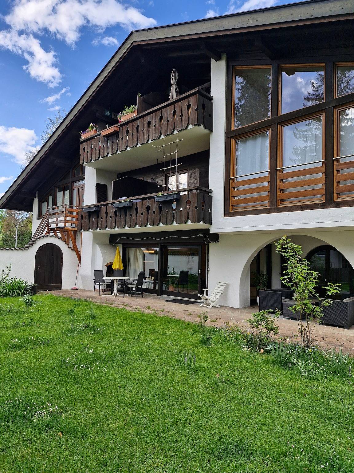 Ganze Wohnung, Apartment 'Bergwild' mit Bergblick, privater Terrasse und Wlan in Garmisch-Partenkirchen, Bayerische Alpen