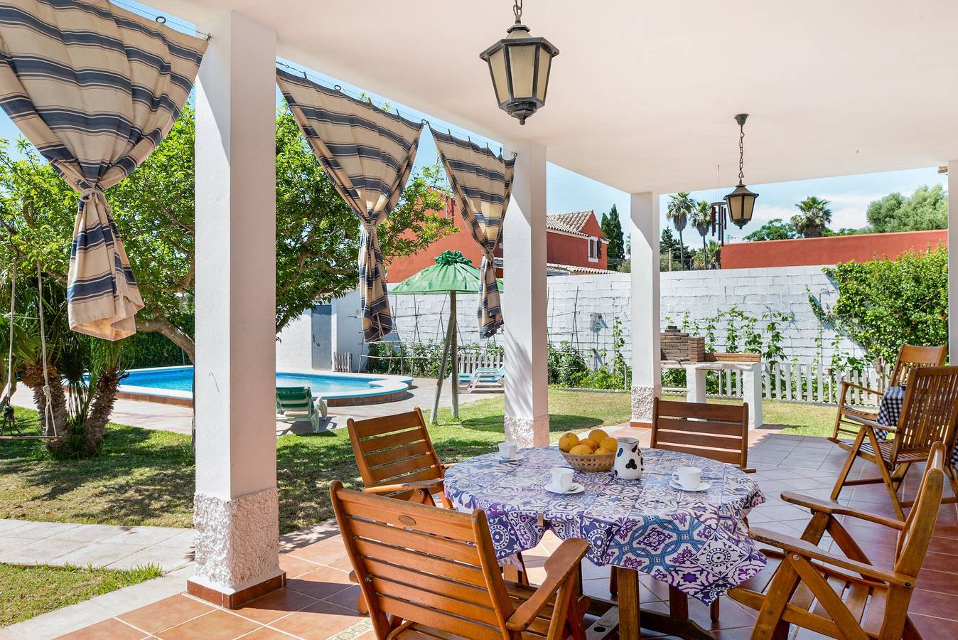 'Casa Caramá' con piscina, giardino e Wi-Fi - animali ammessi in Playa de Zahora, Barbate