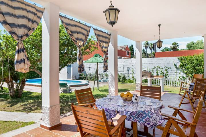 Casa rural con piscina para 6 personas, con Jardín en Costa de la Luz - 2