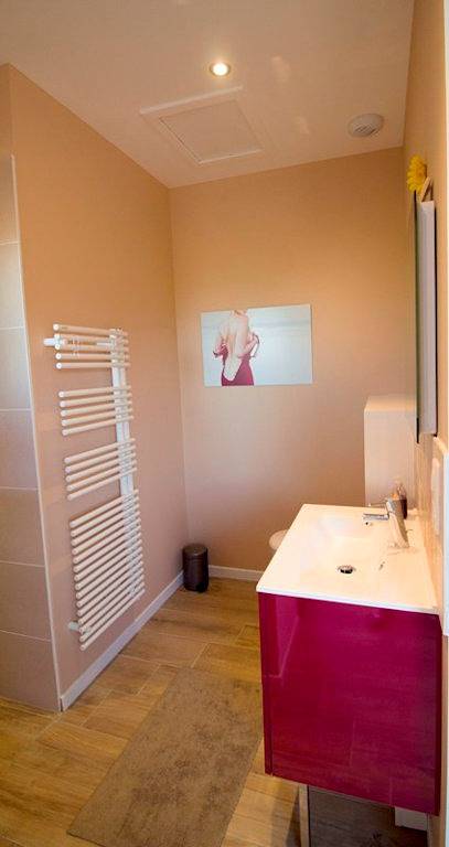 Location de vacances pour 2 personnes, avec piscine ainsi que jardin et jacuzzi à Joyeuse - 4