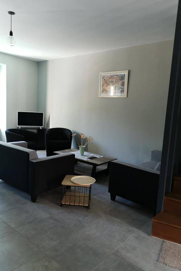 Location de vacances pour 8 personnes, avec terrasse, animaux acceptés à Bellême - 2