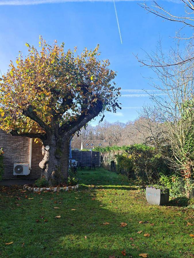 Appartement de vacances pour 3 personnes, avec Terrasse ainsi que Jardin et Vue