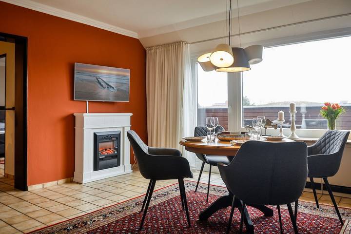 Ganze Wohnung, 2 Zimmer Ferienwohnung mit uneinsehbarem Balkon im Herzen von Hörnum in Nordfriesische Inseln (Schleswig-Holstein) (Schleswig-Holstein), Hörnum
