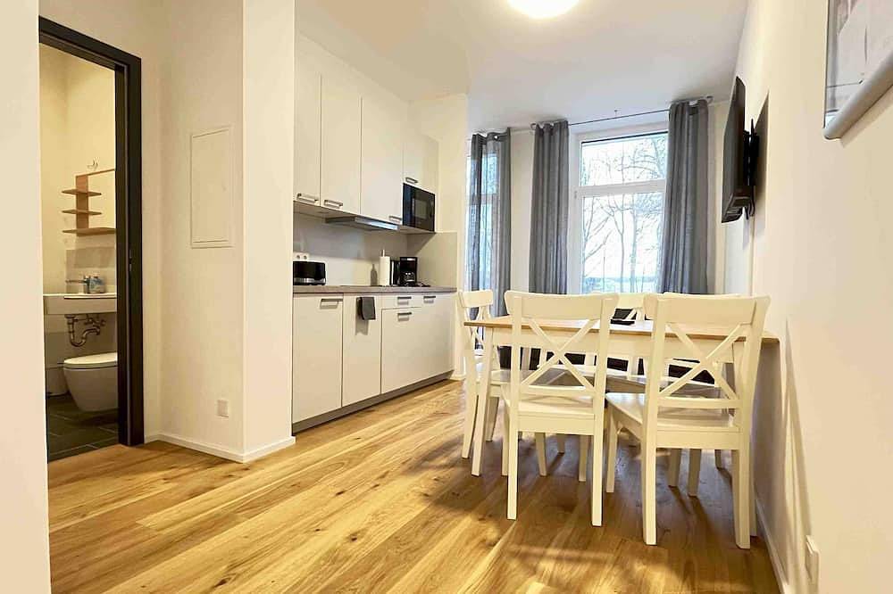 Ganze Wohnung, (Am1013) Moderne Monteurwohnung in Amberg, Ostbayern
