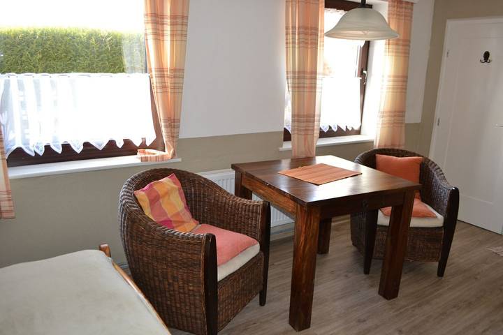 Ferienwohnung für 3 Personen, mit Terrasse