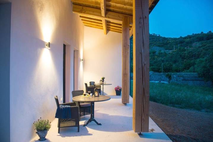 Chambre d’hôte pour 2 personnes, avec Terrasse et Jardin ainsi que Piscine et Vue