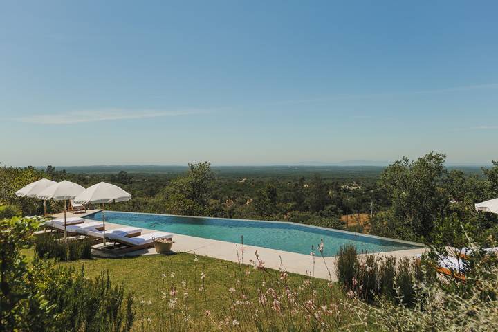 Location de vacances pour 10 personnes, avec Terrasse et Jardin à Melides - 2