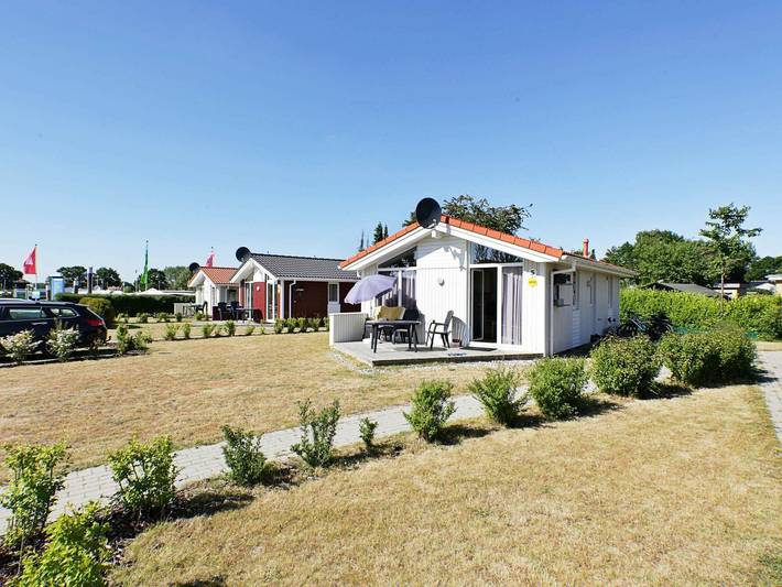 Ferienhaus für 4 Personen, mit Garten und Terrasse, mit Haustier in Lensterstrand