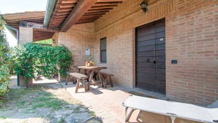 Agriturismo per 5 Persone in Castiglione del Lago, Lago Trasimeno, Foto 1