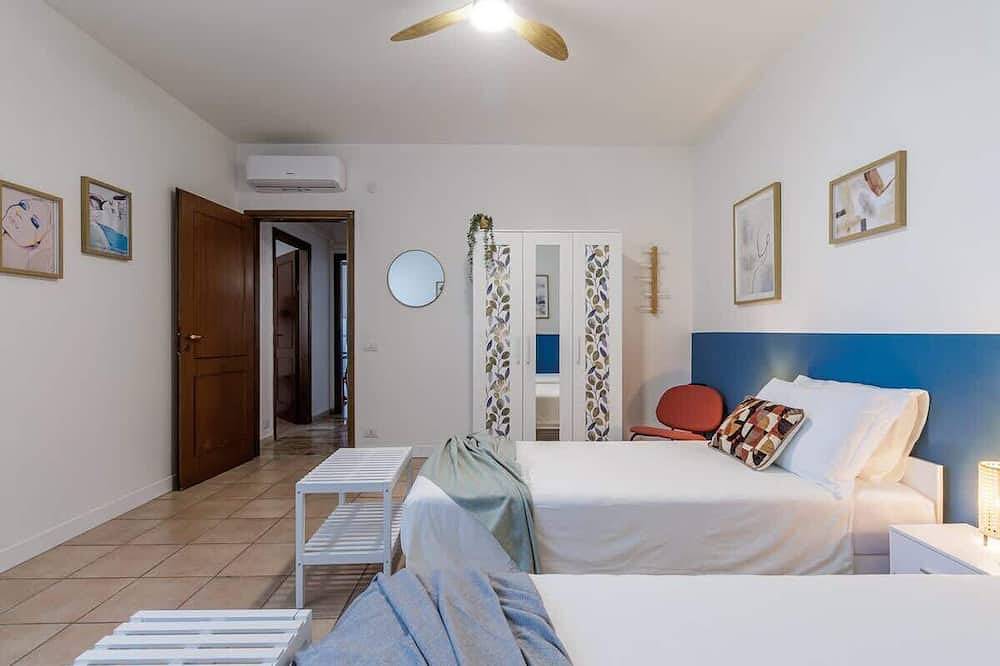 Entire apartment, Skyline Eighth Heaven - Affitti Brevi Italia in Modena, Modena Province