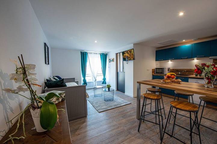 Appartement de vacances pour 4 personnes, avec jacuzzi et piscine ainsi que terrasse et sauna
