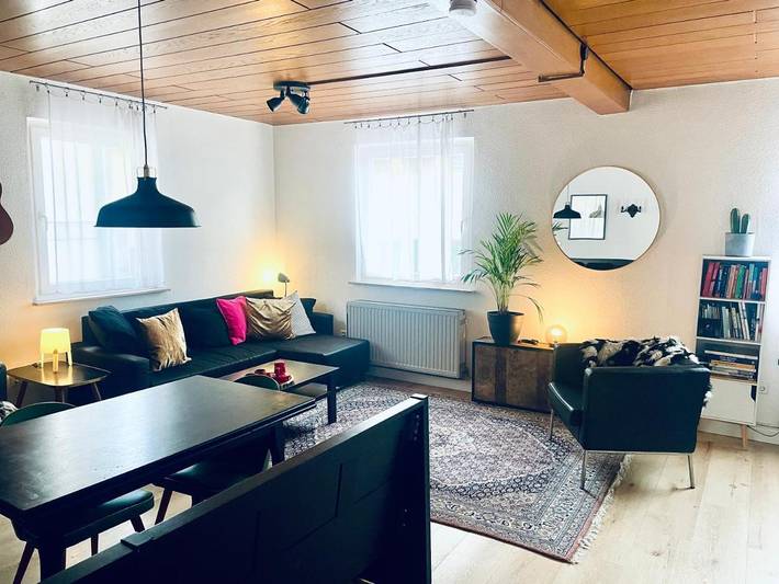 Ferienwohnung für 5 Personen, mit Ausblick in Marbach am Neckar