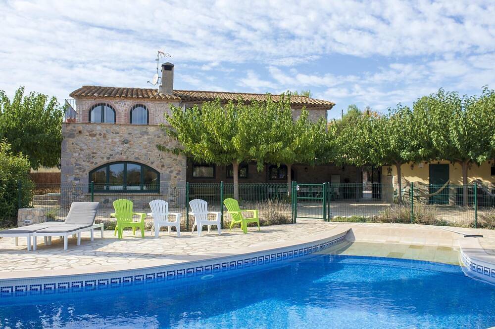 Costa Brava Apartment, Casa Alt Empordà, piscina privada. barbacoa, playas in Ventalló, Alt Empordà