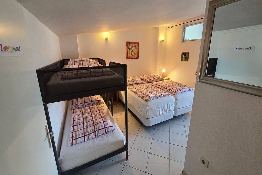 Ganze Wohnung, Ferienwohnung im Ferienpark mit Seezugang in Dabel, Ludwigslust-Parchim