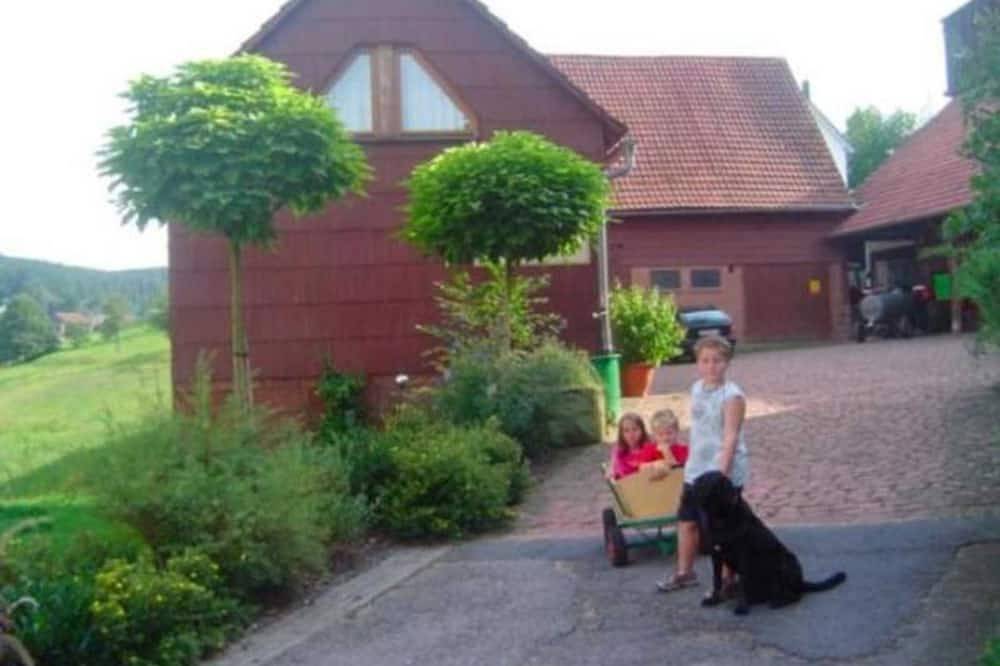 Ganze Wohnung, Ferienhof Christmann - Ferienwohnung Silke in Mossautal, Odenwaldkreis