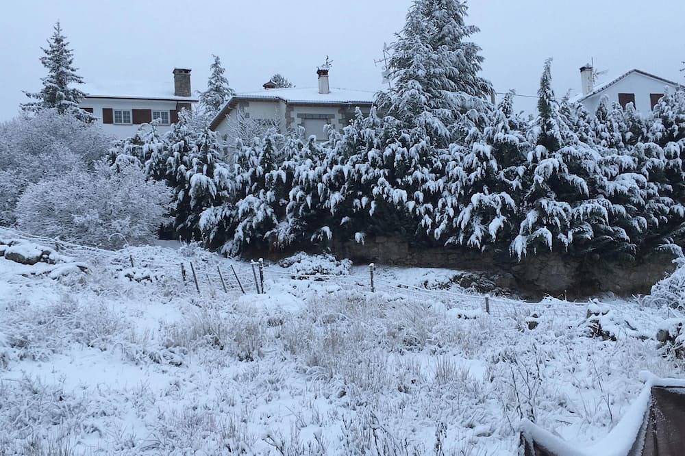 Homerez - Casa espaciosa en Navarredonda, vista a la montaña in Navarredonda de Gredos, Provincia de Ávila