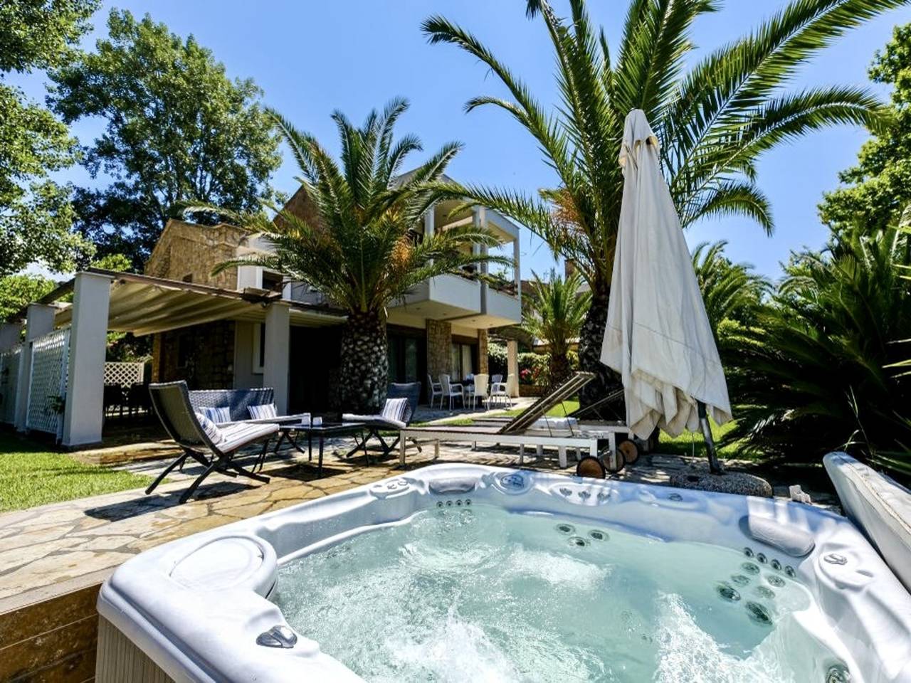 Escape to Paradise - Experience Luxury and Serenity at Villa Elina in Sithonia! in Sithonia Peninsula