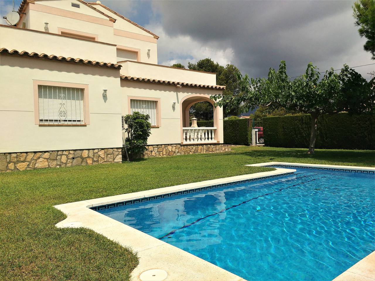 Villa moderne avec piscine privée et climatisation pour 8 pers. à Ametlla de Mar in Les Tres Cales, Terres de l'Èbre