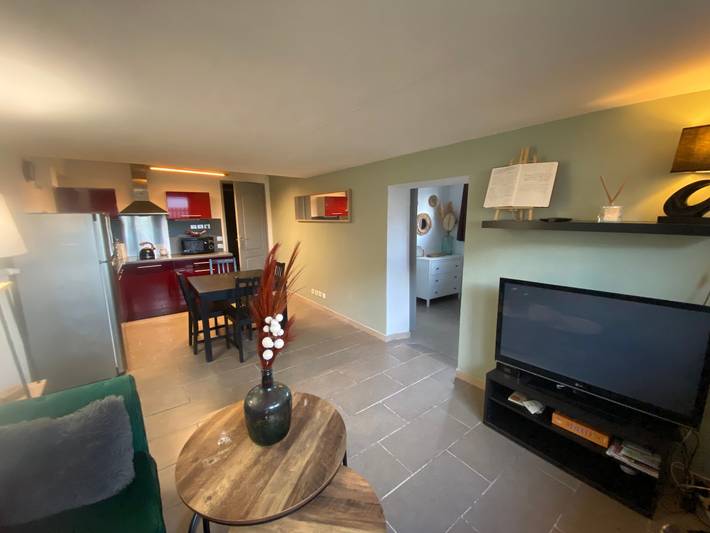 Appartement entier, Appartement "Le Jardin De Sasha" avec terrasse privée, jardin privé et Wi-Fi in Équemauville, Région de Lisieux