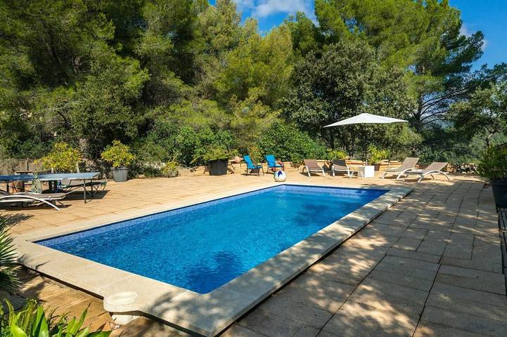 Finca für 8 Personen, mit Terrasse und Garten in Esporles
