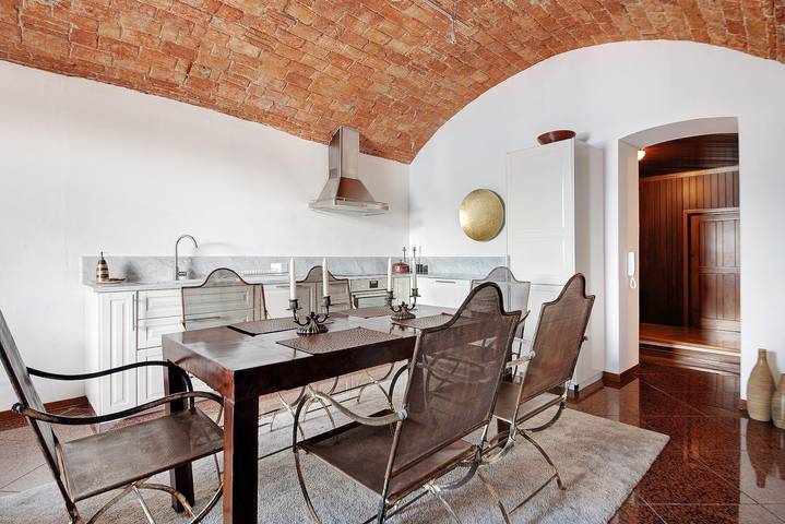 Ganze Wohnung, Apartment 'City On The Beach' mit Meerblick, Wlan und Klimaanlage in Bagni Lido & Flora, Rapallo
