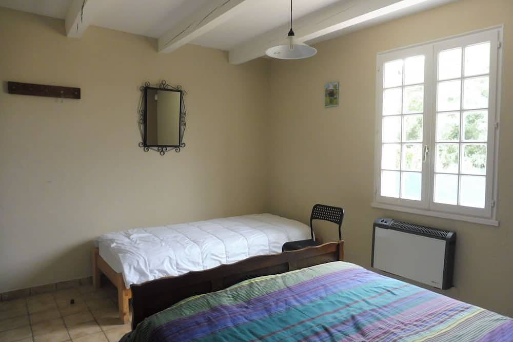 Villa provencale avec piscine tout confort in Carsan, Région de Nîmes