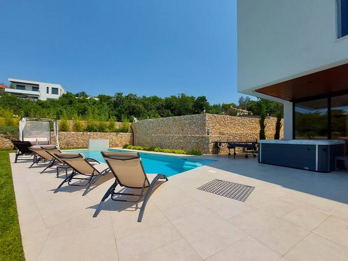 Villa für 10 Personen, mit Pool und Garten sowie Ausblick und Sauna in Crikvenica - 4