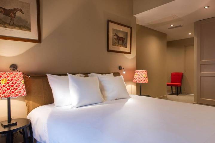 Hotel para 4 personas, con jardín y piscina, Se admiten mascotas - 1