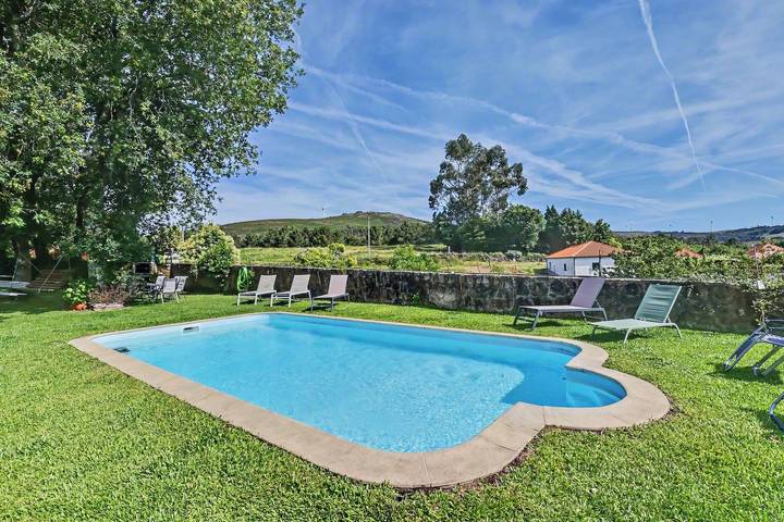 Casa de férias para 4 pessoas, com Varanda e Jardim em Paredes de Coura