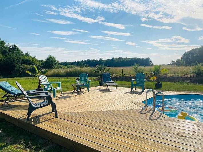 Location de vacances pour 7 personnes, avec vue ainsi que jardin et piscine à Mareuil-sur-Cher - 4