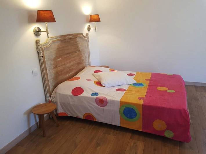 Location de vacances pour 4 personnes, avec jardin et piscine ainsi que vue et balcon, adapté aux familles à Saint-Bauzille-de-Putois - 2