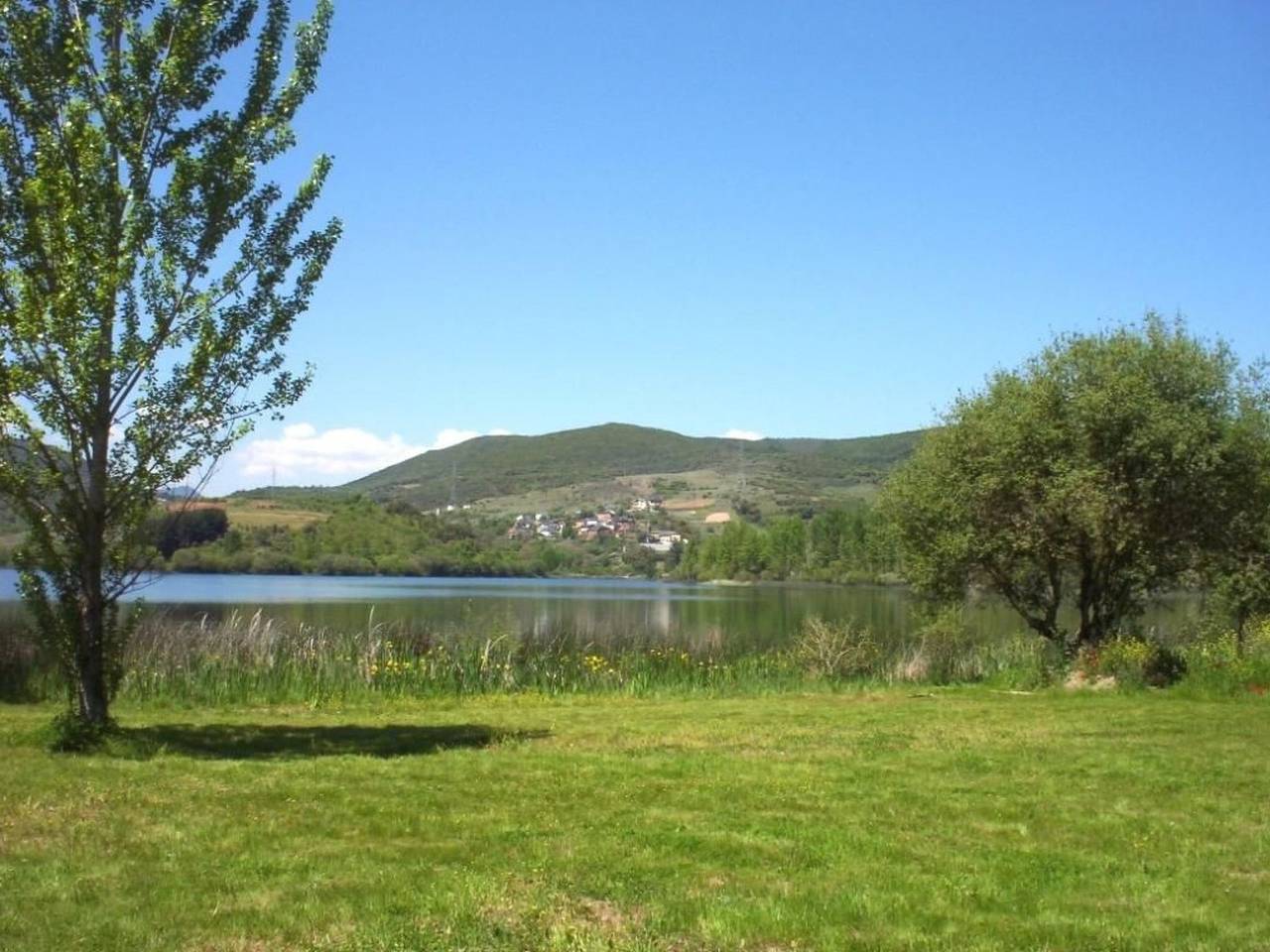 Apartamento entero, Rural Médulas Haus 1. für 4 Pax belegt. in Carucedo, El Bierzo