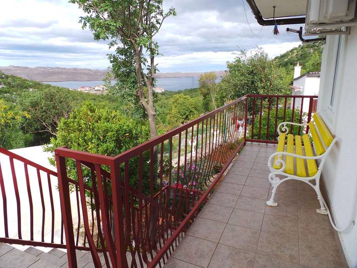 Apartament wakacyjny dla 3 osób, z Balkon w Karlobag