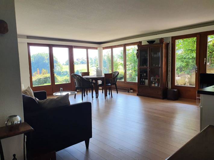 Ganze Wohnung, Panoramaferienwohnung Waldkircher in Krattigen, Thunersee