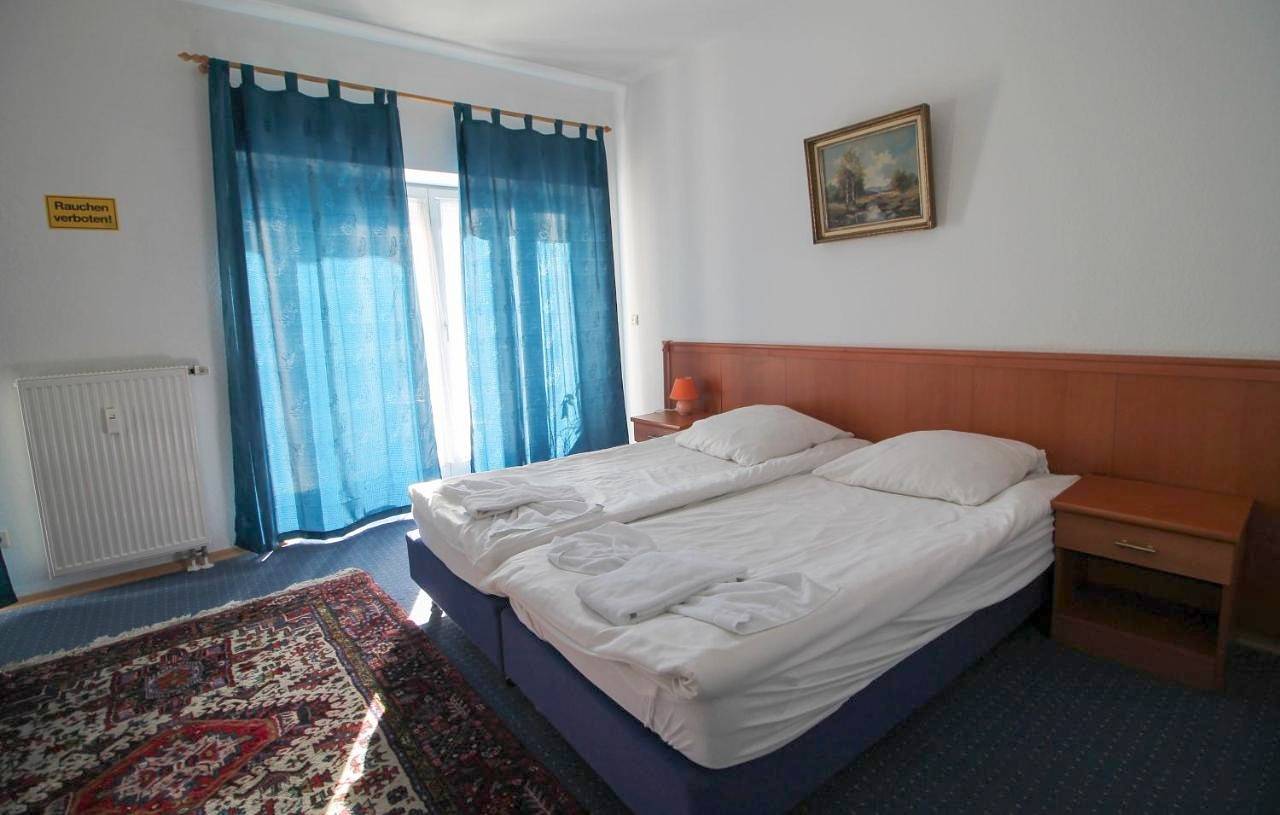 Two-Bedroom Apartment in Linden-Limmer, Hanovre