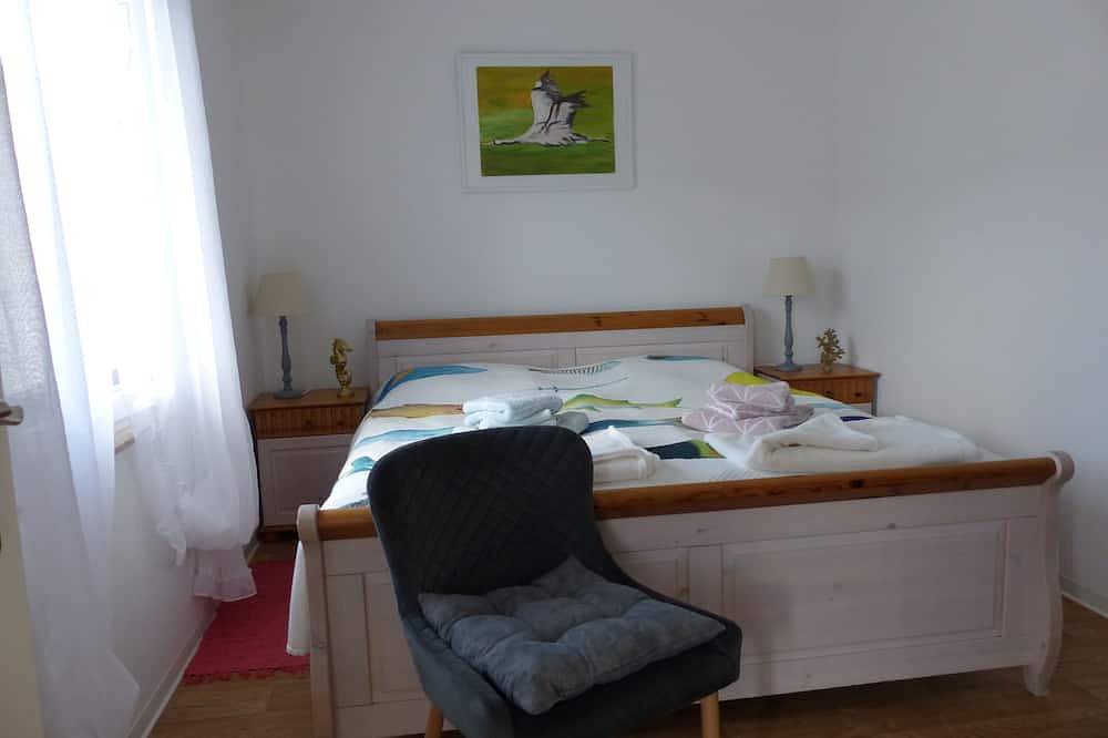 Haus Ostseemuschel, 1 Minute zu Fuß zum Strand, 2 Terrassen und Sauna in Gramkow, Hohenkirchen