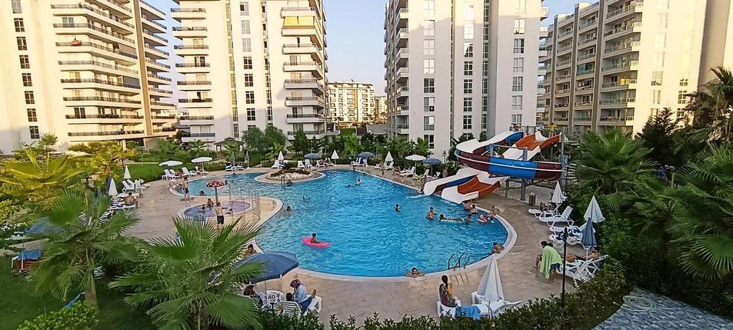 Ferienwohnung für 3 Personen, mit Pool und Garten sowie Sauna und Ausblick, mit Haustier in Avsallar