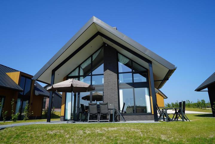 Villa für 10 Personen, mit Garten - 1