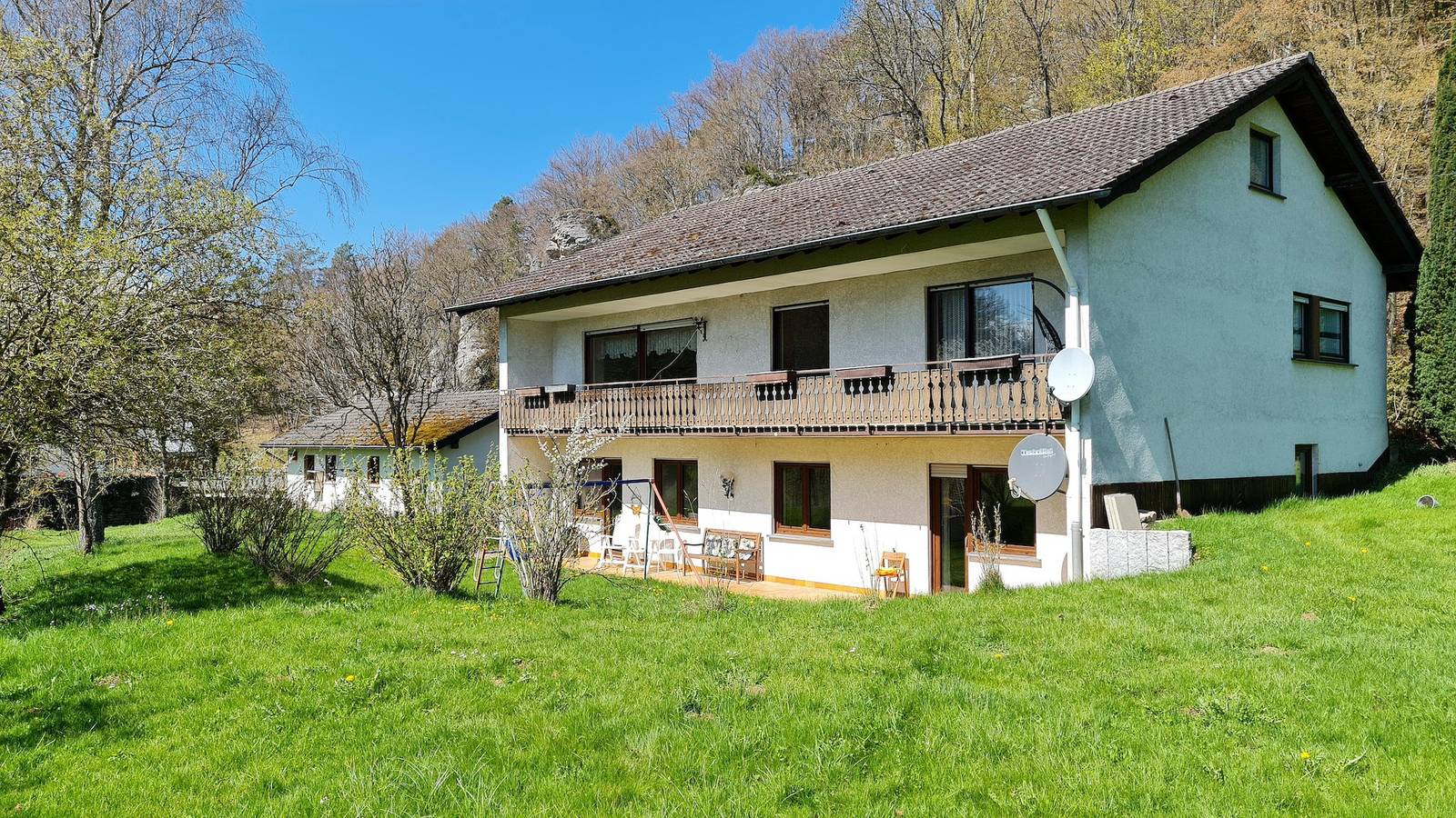 Ganze Ferienwohnung, 5-Bett-Ferienwohnung Ahbach in Nohn, Vulkaneifel
