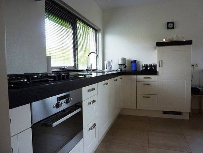 Vakantiefriesland — Ferienhaus Koudum in der Nähe des Hallen- und Freibades in Ijsselmeer