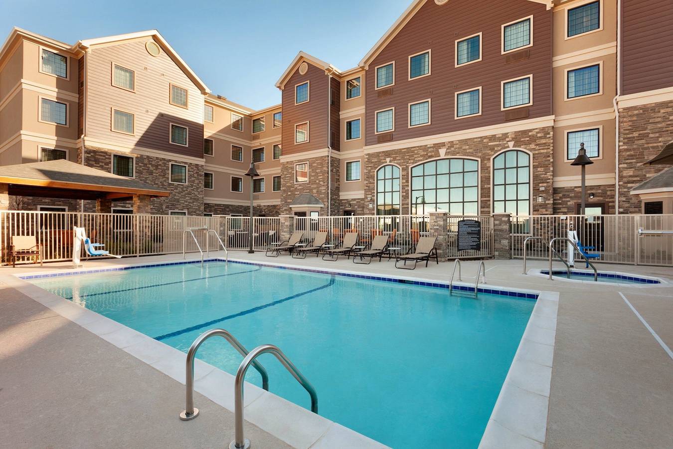 Estudio entero, Staybridge Midland in Midland, Texas