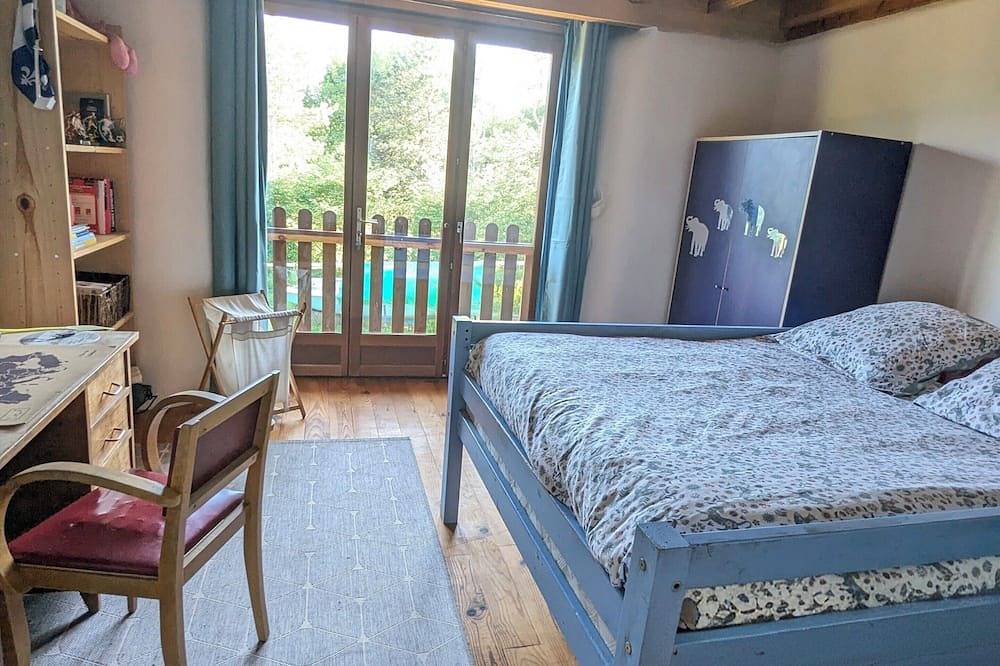 Eco-friendly house, surrounded by nature, Martel. Great for disconnecting! in Martel, Lot