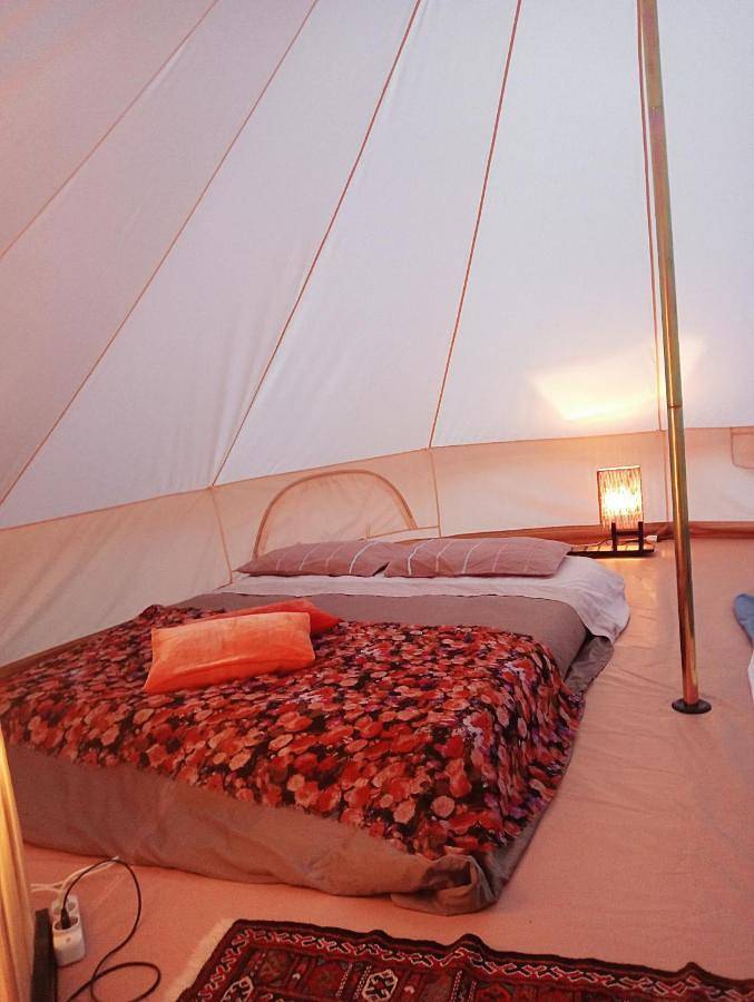 Gîte pour 4 personnes, avec terrasse et vue ainsi que jardin et piscine, animaux acceptés à Corato - 4