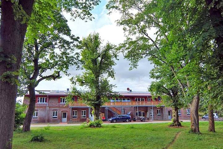 Doppelzimmer 2 - blau - Urlaub auf dem Biohof in Schwerin, Schweriner See