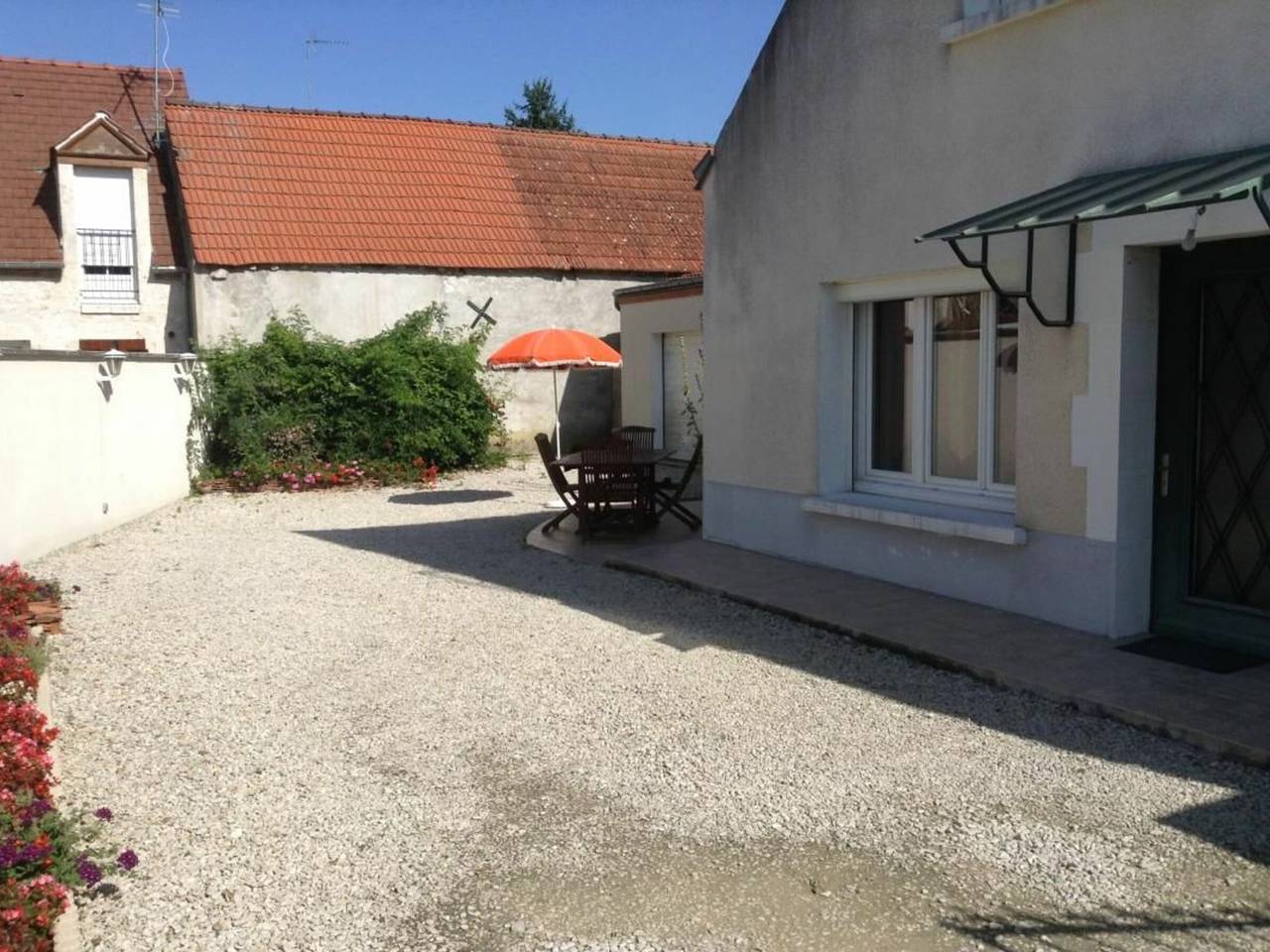 Grande maison rénovée près d'Orléans et Chambord - Idéale pour familles et amis in Cléry-Saint-André, Vallée de la Loire