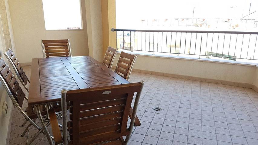 Location de vacances pour 4 personnes, avec piscine et balcon à Gallipoli