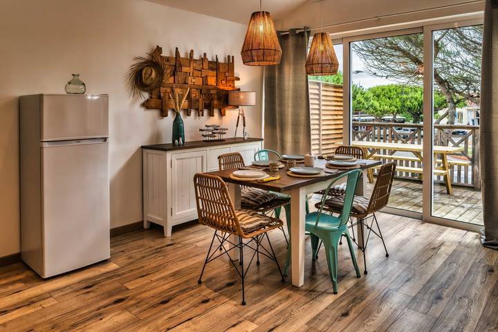 Location de vacances pour 8 personnes, avec terrasse dans Lacanau Ocean